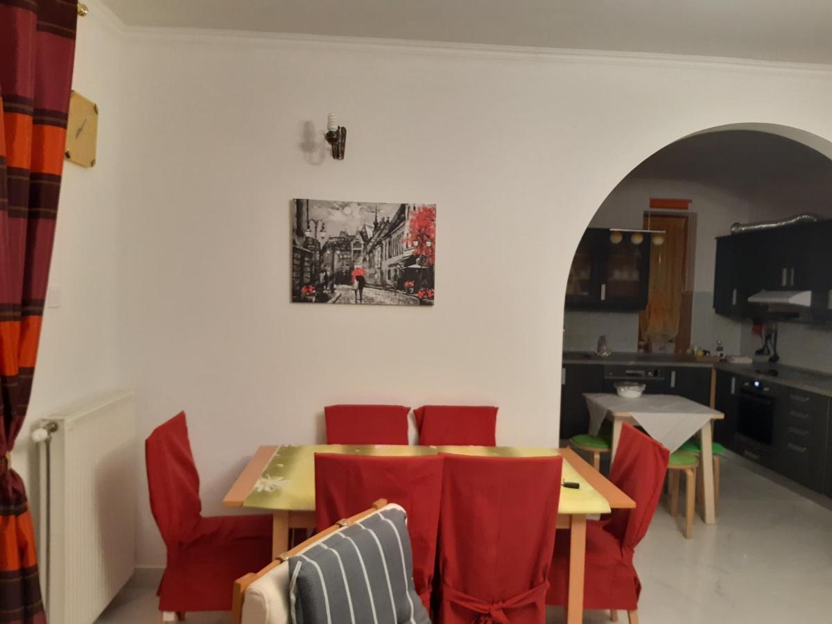 Villa Iris Egerszalok Ngoại thất bức ảnh