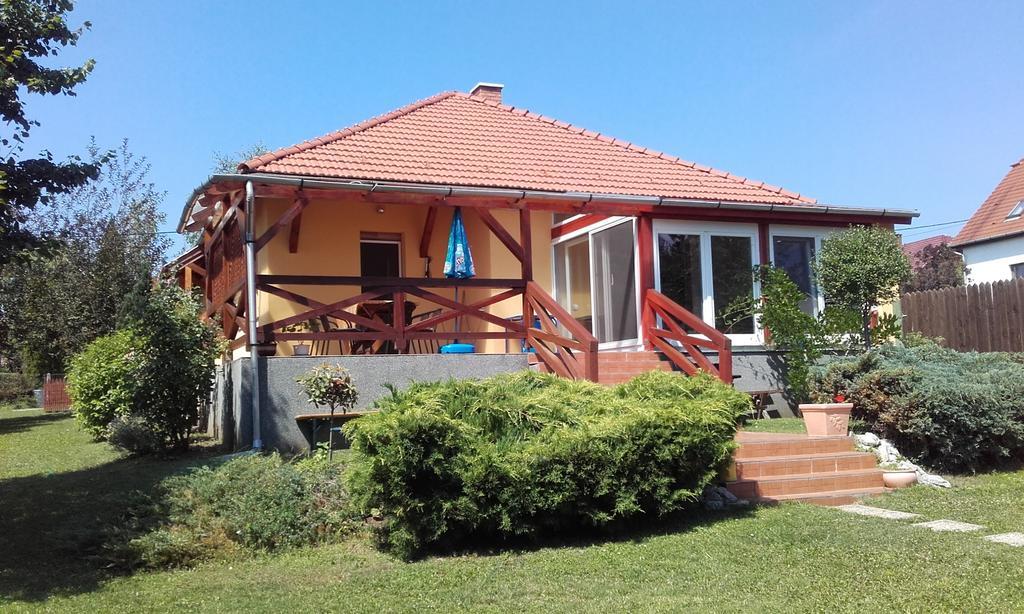 Villa Iris Egerszalok Ngoại thất bức ảnh